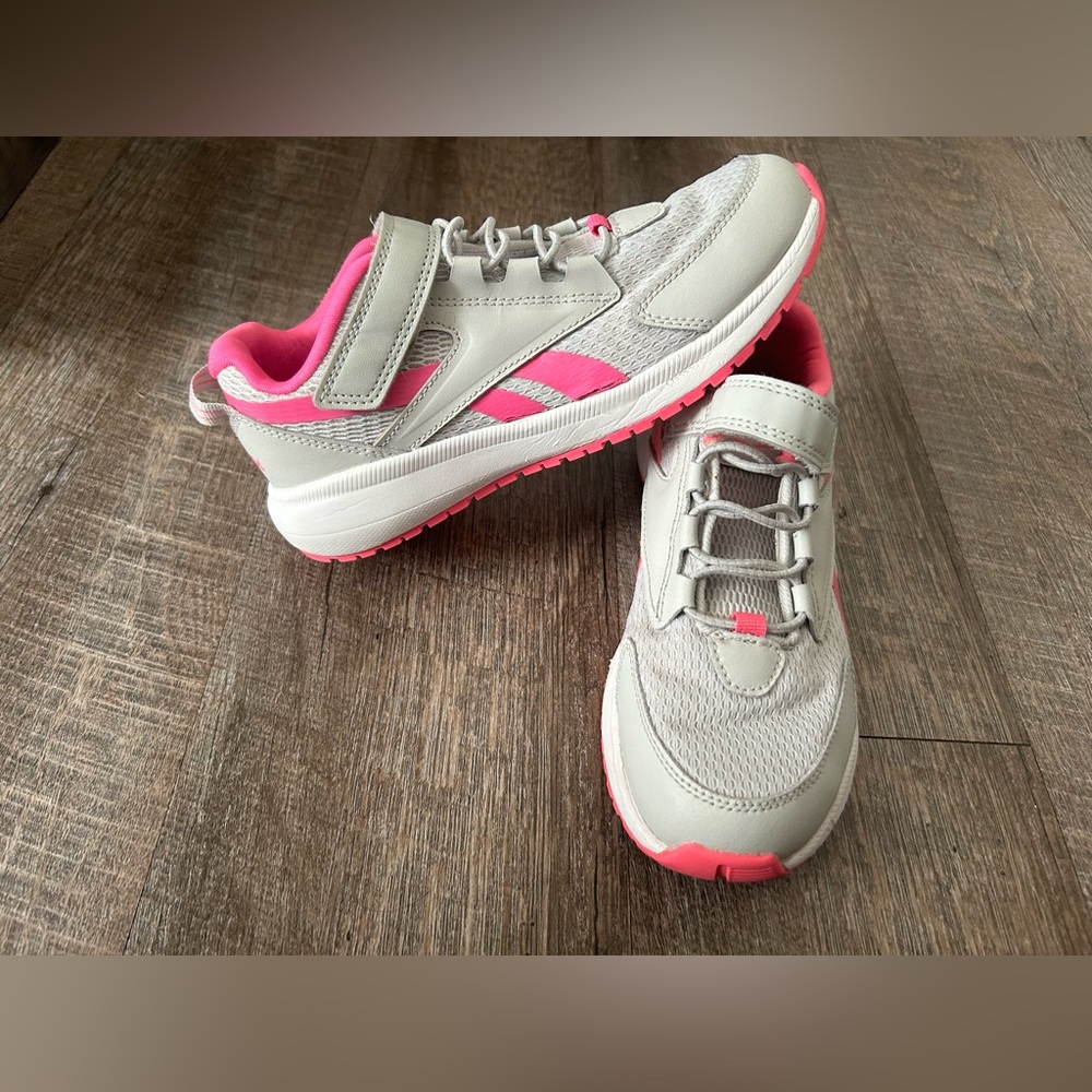 Reebok Kids' Sneakers in Pink and White size 2